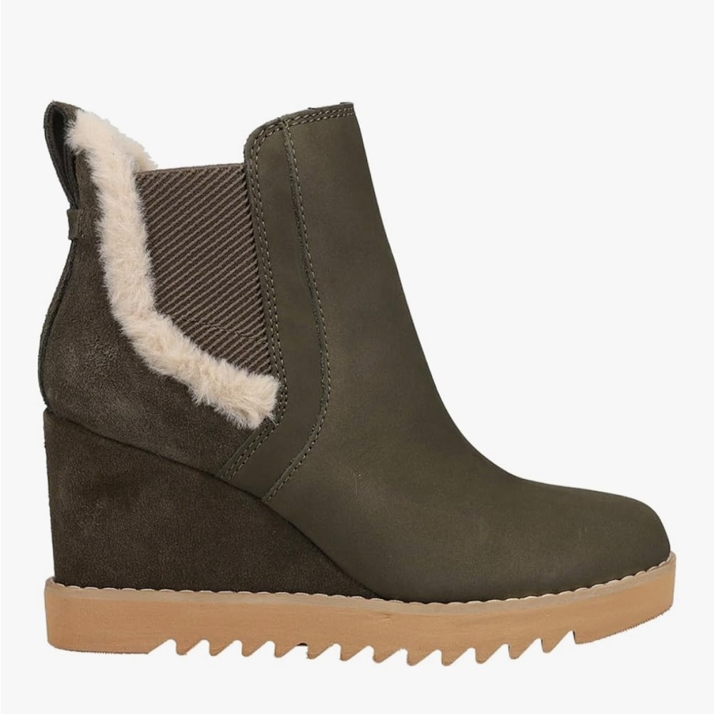Tom’s Maddie Women's Olive Wedge Ankle Boot with Shearling Trim